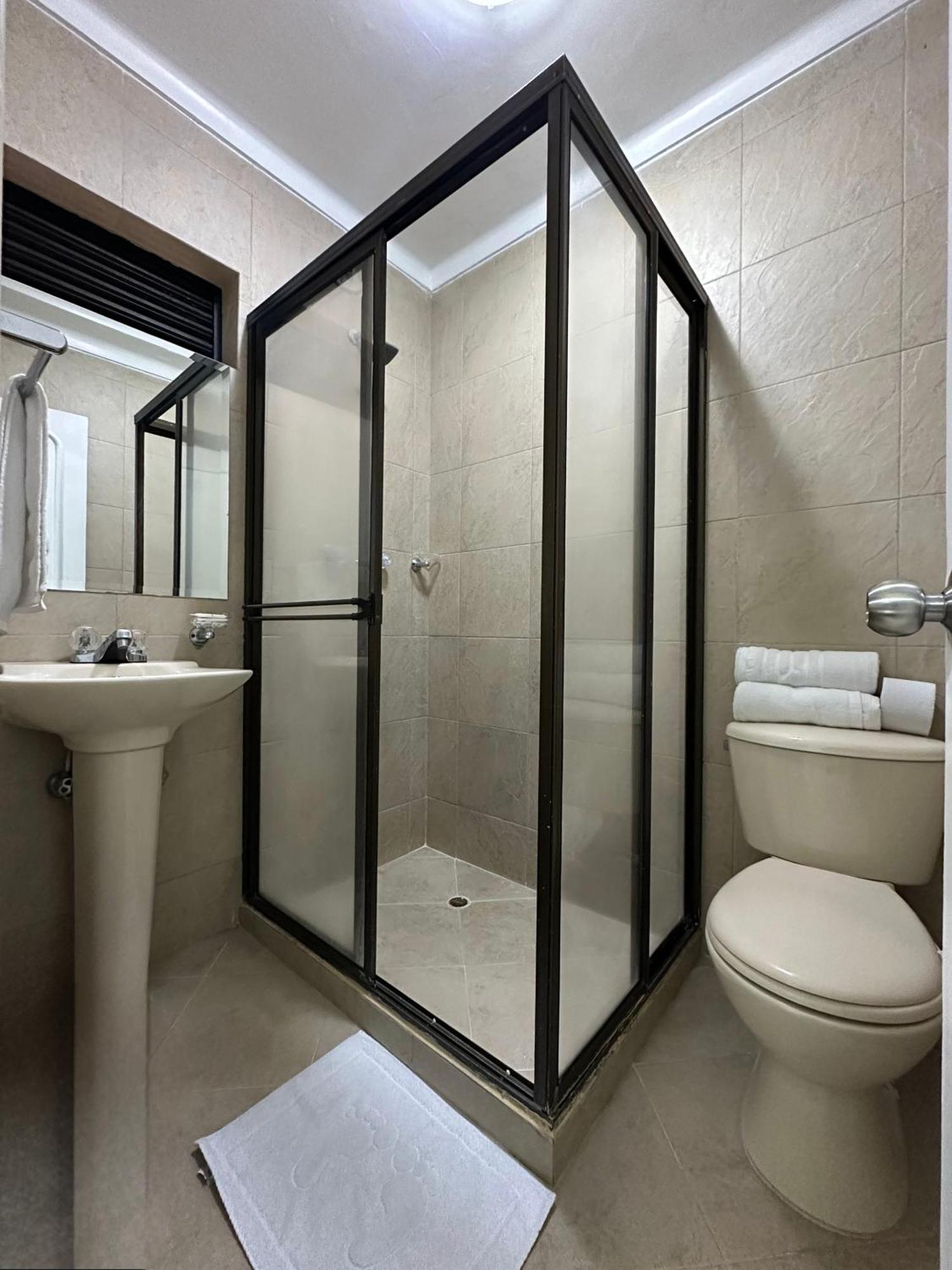 Hotel Lukas Medellín Buitenkant foto
